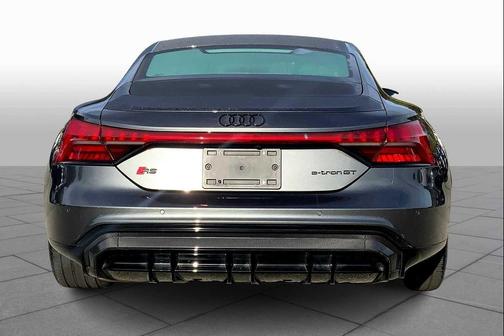 2023 Audi RS e-tron GT quattro