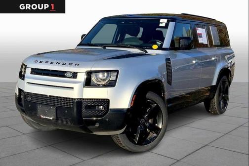 2023 Land Rover Defender 130 X-Dynamic SE