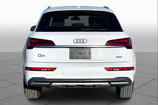 2023 Audi Q5 40 Premium