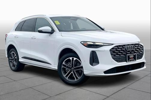 2025 Audi Q5 Premium TFSI quattro S tronic