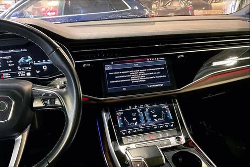 2025 Audi Q7 45 Premium Plus