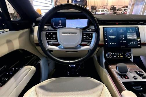 2023 Land Rover Range Rover P530 SE