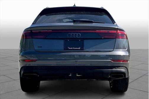 2025 Audi Q8 55 Premium Plus