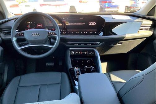 2025 Audi Q5 Premium TFSI quattro S tronic