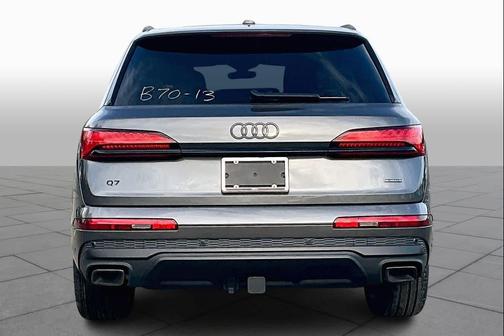 2026 Audi Q7 55 Premium