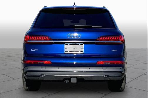 Navarra Blue Metallic 2021 Audi Q7 55 Premium Plus
