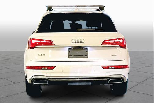 2022 Audi Q5 45 S line Premium Plus