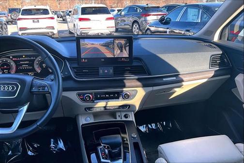 2022 Audi Q5 45 S line Premium Plus