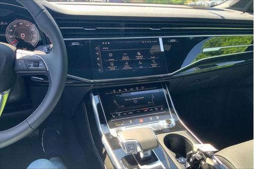 2025 Audi Q7 55 Prestige