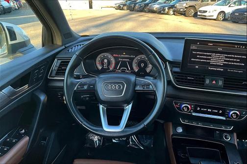 2022 Audi Q5 45 S line Premium Plus