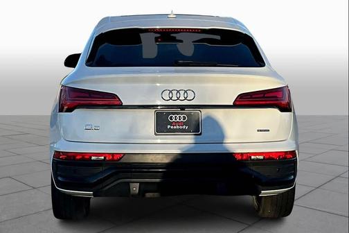 2022 Audi Q5 45 S line Premium Plus