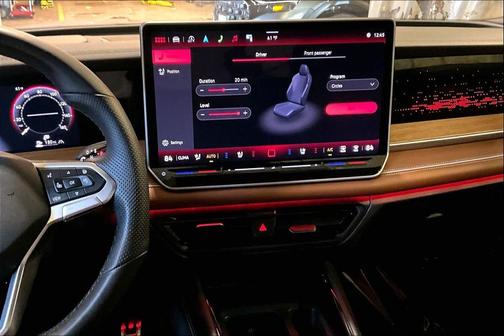 2025 Volkswagen Tiguan 2.0T SEL R-Line 4MOTION