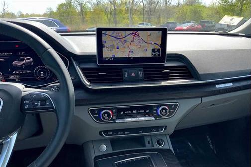 2019 Audi Q5 2.0T Premium Plus