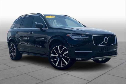 2019 Volvo XC90 T6 Momentum