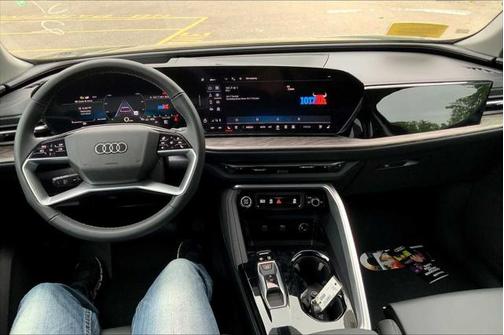 2025 Audi Q5 Premium Plus