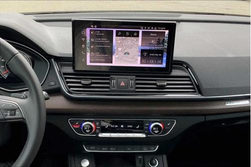 2025 Audi Q5 45 S line Premium Plus