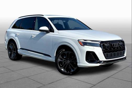 2025 Audi Q7 55 Premium Plus