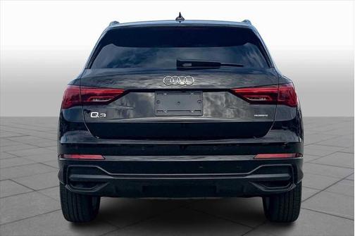 2022 Audi Q3 45 S line Premium Plus