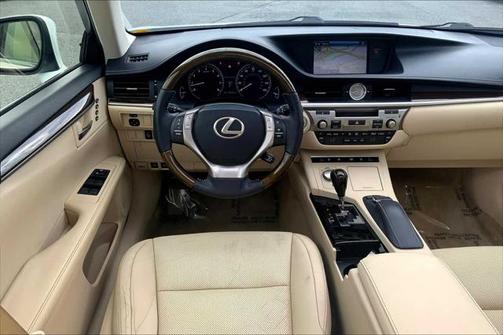 2015 Lexus ES 350 Base