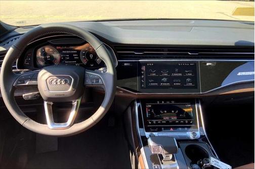 2025 Audi Q7 55 Premium Plus