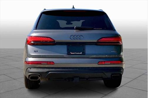 2025 Audi Q7 55 Premium Plus