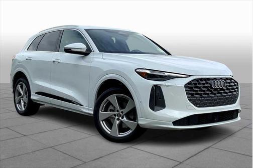 2025 Audi Q5 Premium Plus