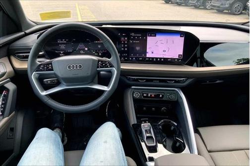 2025 Audi Q5 Premium Plus