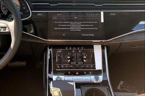 Glacier White m 2026 Audi Q8 55 Premium Plus
