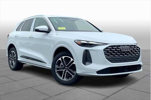 2025 Audi Q5 Premium