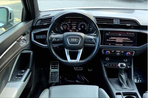 2023 Audi Q3 Premium 45 TFSI S line quattro Tiptronic