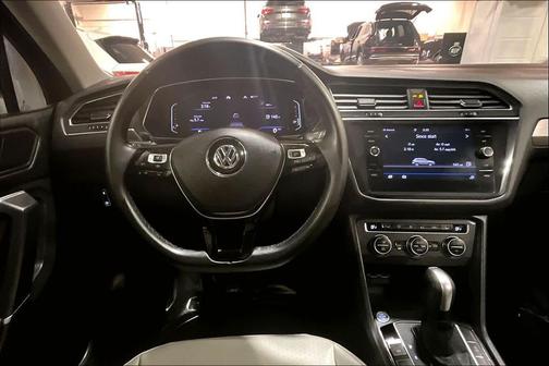 2020 Volkswagen Tiguan 2.0T SEL