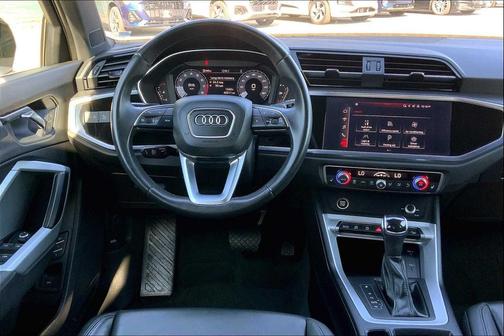 2022 Audi Q3 45 S line Premium Plus