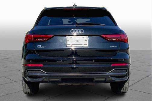 2022 Audi Q3 45 S line Premium Plus