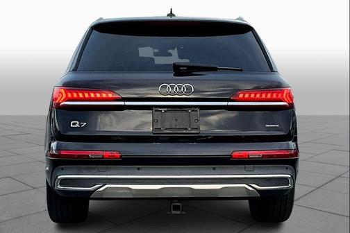 2021 Audi Q7 55 Premium Plus