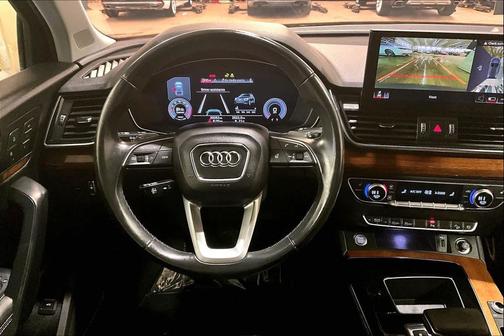 2023 Audi Q5 45 S line Premium Plus