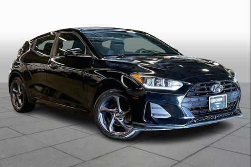 2019 Hyundai Veloster 2