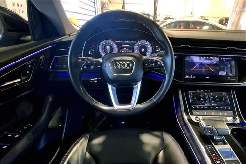 2022 Audi Q8 55 Premium Plus