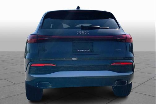 2025 Audi Q5 Premium