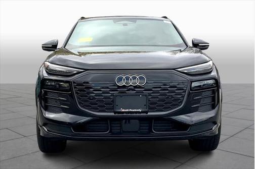 2025 Audi Q6 e-tron Premium Plus quattro