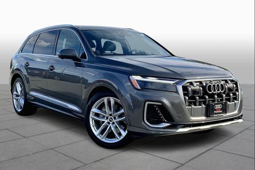 2025 Audi Q7 55 Premium Plus