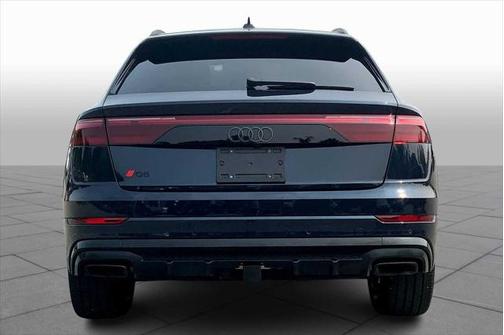 2025 Audi Q8 55 Premium Plus