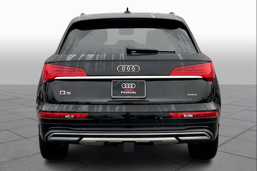 2023 Audi Q5 40 Premium Plus