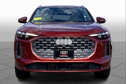 2025 Audi Q5 Premium Plus