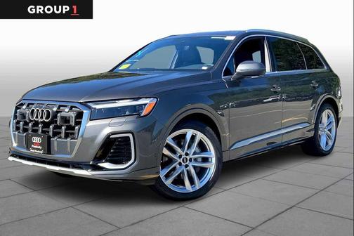 2025 Audi Q7 55 Premium Plus