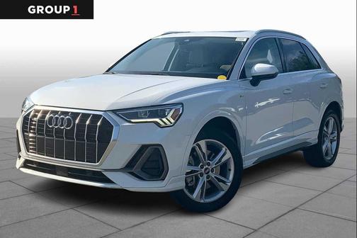2022 Audi Q3 45 S line Premium Plus