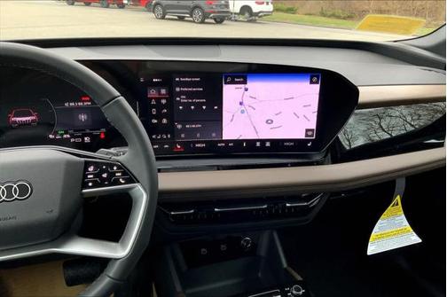 2025 Audi Q6 e-tron Premium quattro