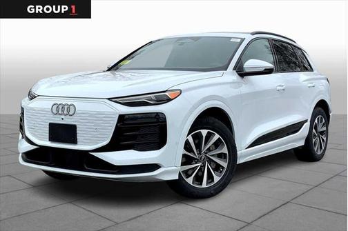 2025 Audi Q6 e-tron Premium quattro