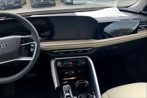 2025 Audi Q5 Premium Plus TFSI quattro S tronic