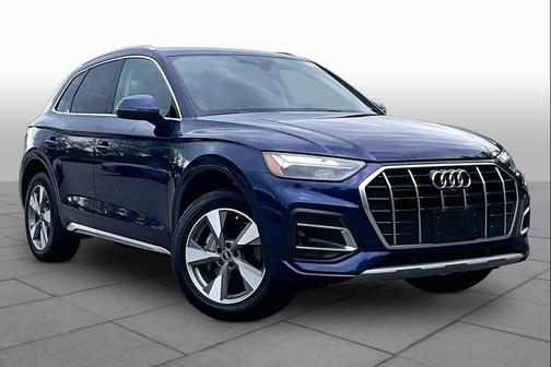 Navarra Blue Metallic 2024 Audi Q5 40 Premium Plus