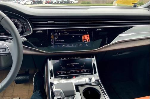 2025 Audi Q7 55 Prestige
